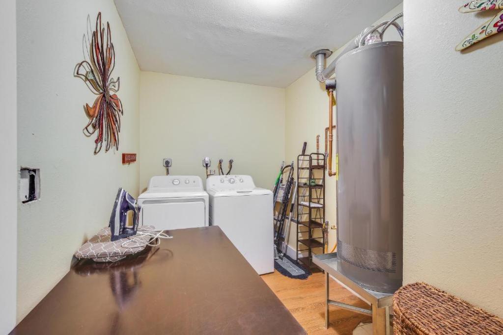 Spacious House Near Lauderdale - Minutes From Holiday home
